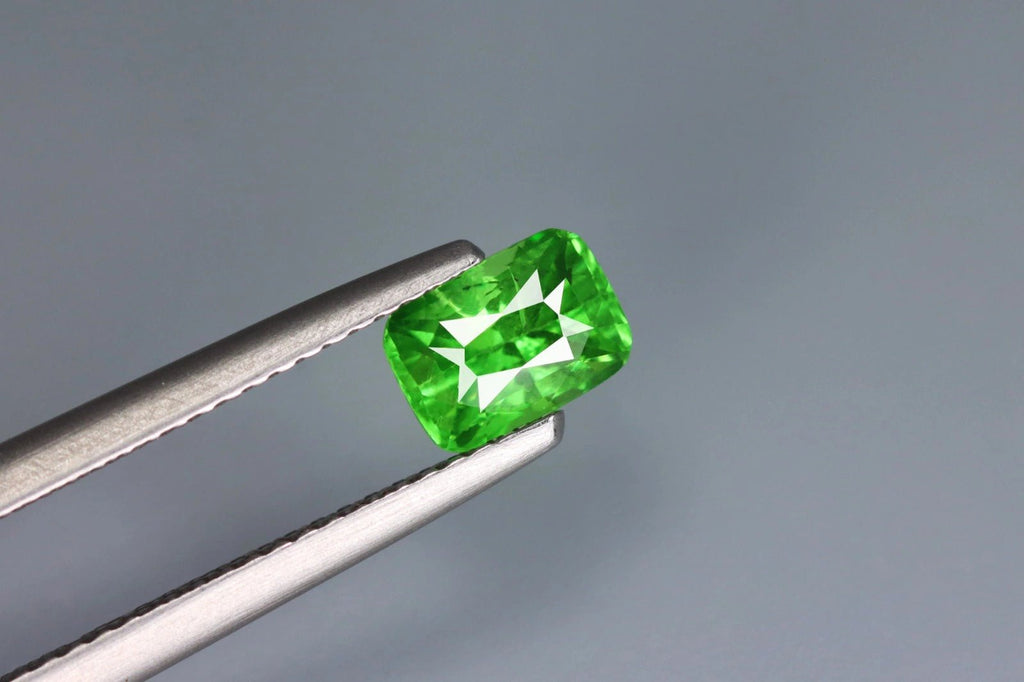 1.18 Ct Certified Natural Tsavorite Garnet – Vivid Green | Cushion Cut | Tanzania Origin | Unheated | VS Clarity | GFCO Certified