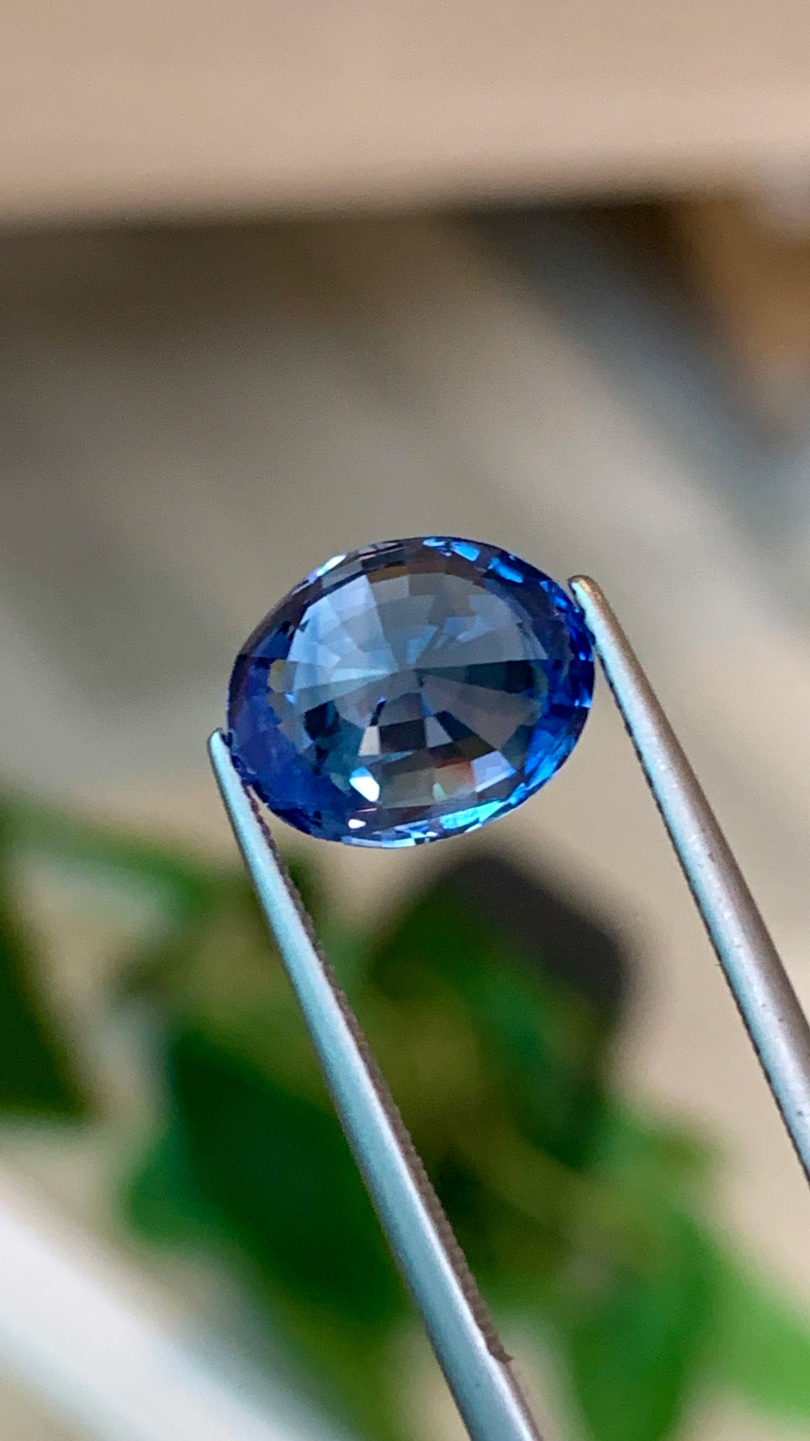 6.11 Ct Certified Natural Blue Sapphire – Cornflower Blue | Oval Cut | AIGS Certified | Fine Quality | Sri Lanka Origin | Heated