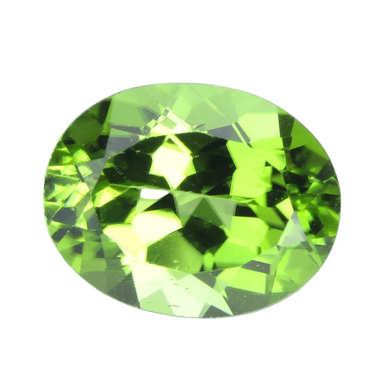 Natural Green Peridot – 2.90 Carats | Oval Cut | VVS Clarity | Untreated | Pakistan Origin | Premium Faceted Gemstone