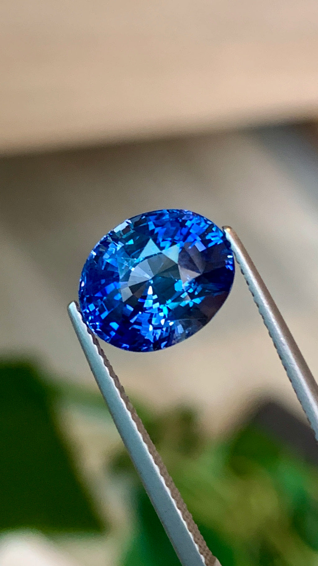 6.11 Ct Certified Natural Blue Sapphire – Cornflower Blue | Oval Cut | AIGS Certified | Fine Quality | Sri Lanka Origin | Heated