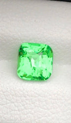 Certified Natural Tsavorite Garnet – 1.07 Carats | Vivid Green | Fancy Cut | VVS Clarity | Untreated | AIG Certified