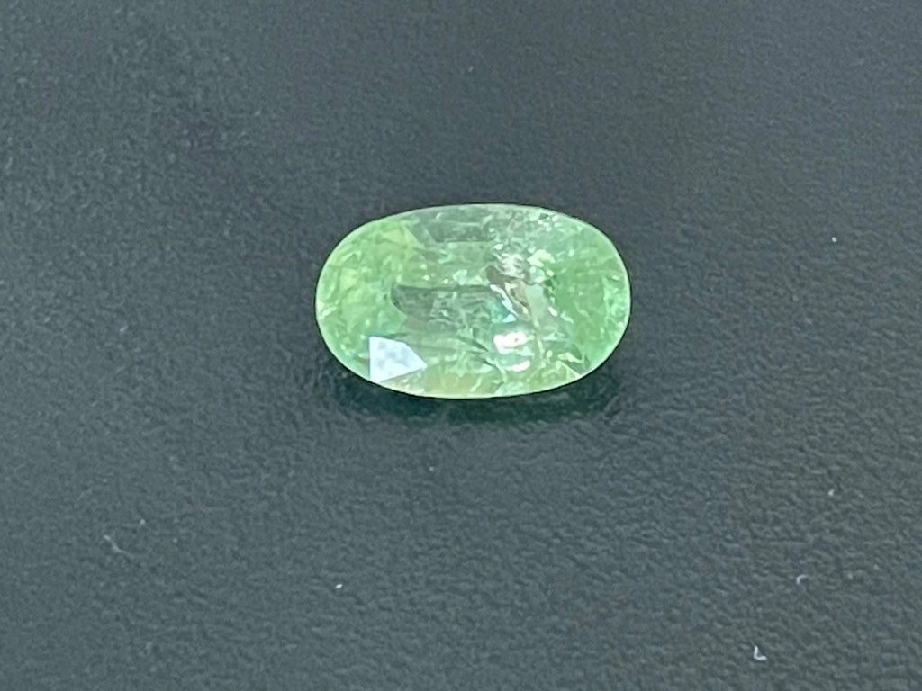 Natural UV Mint Garnet – 3.34 Carats - GAIA GEMS