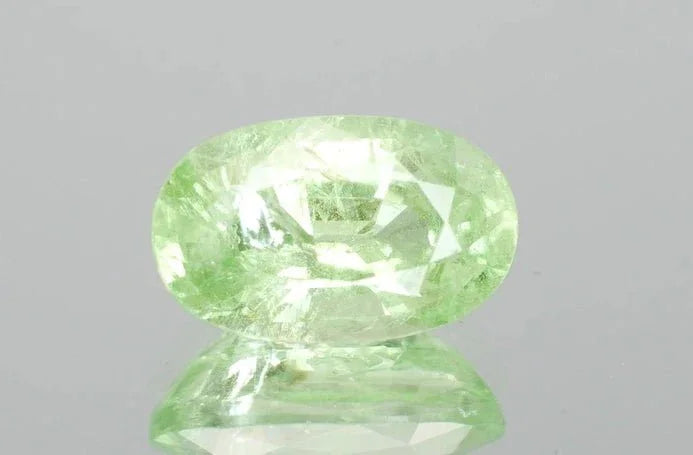 Natural UV Mint Garnet – 3.34 Carats - GAIA GEMS