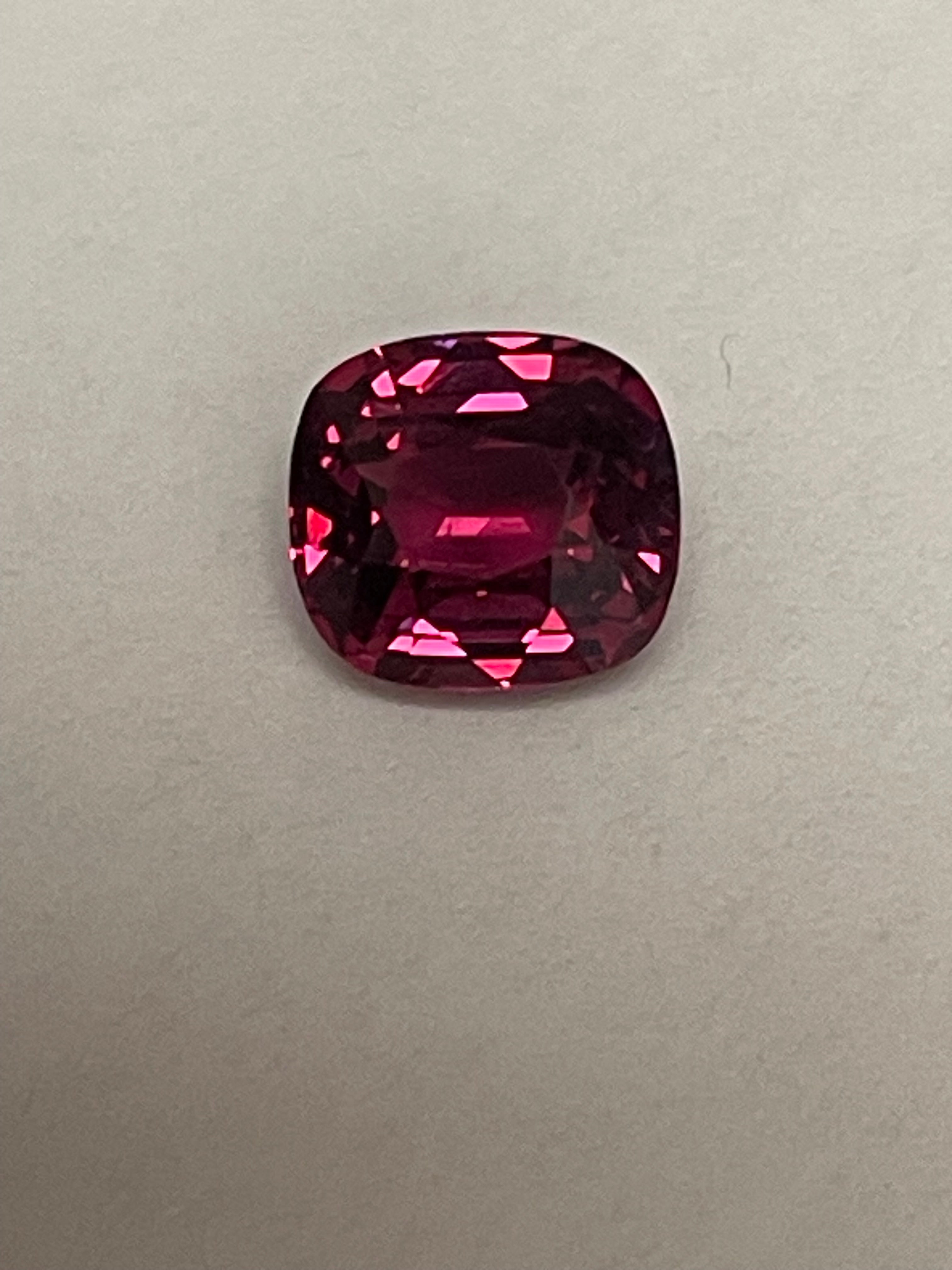 Rare Certified Malaya Garnet – 2.92 ct Cushion Cut | Unheated, VVS Pink Gem from Tanzania