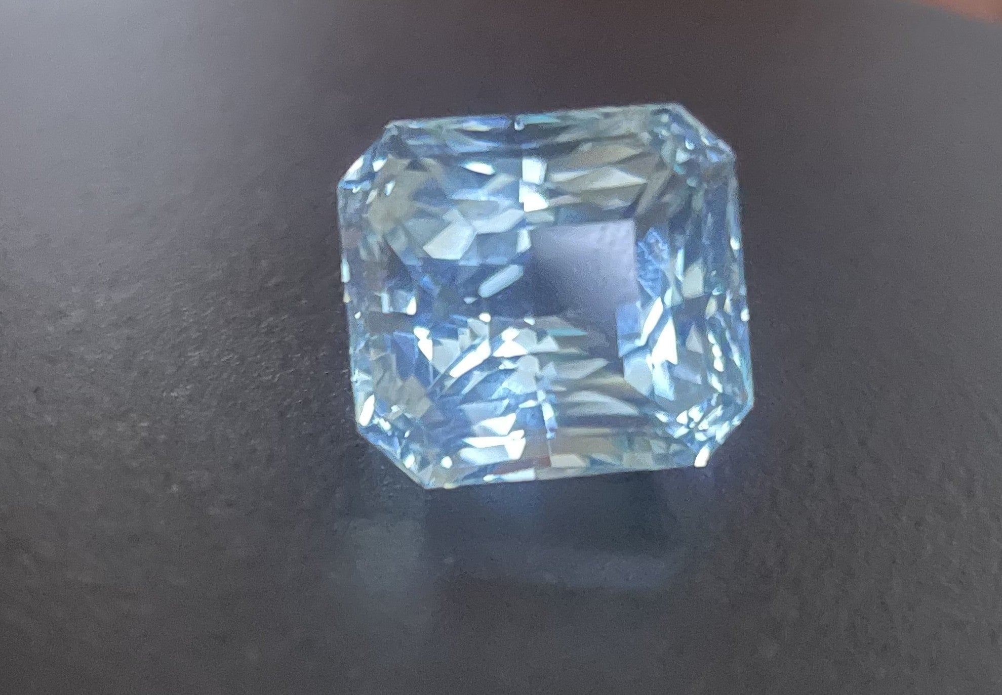 27.38 Ct Certified Natural Ice Blue Aquamarine from Brazil – VVS Clarity, Untreated