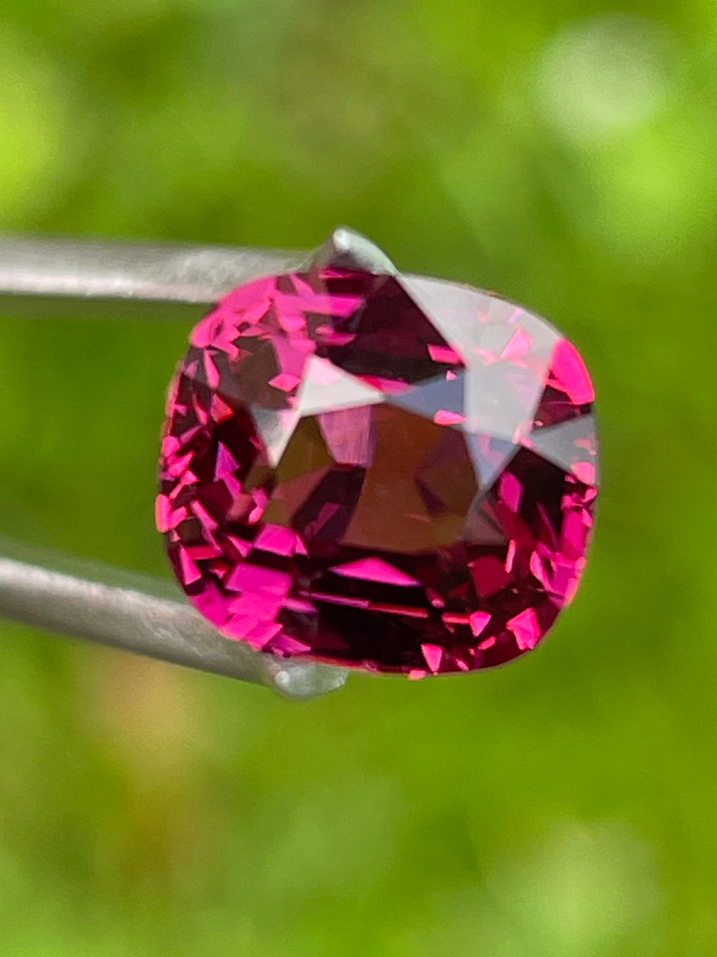 Rare Certified Malaya Garnet – 2.92 ct Cushion Cut | Unheated, VVS Pink Gem from Tanzania