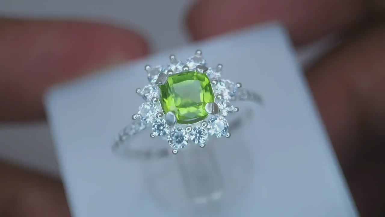 Natural Green Peridot & CZ Silver Ring – 1.56 Carats | Size 6 | 925 Sterling Silver | Tribal Design | Women’s Ring | August Birthstone